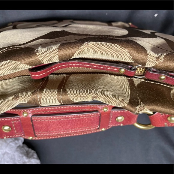 VINTAGE COACH CARLY HOBO BAG IN SIGNATURE CANVAS WITH HARDWARE ACCENTS - Picture 8 of 8